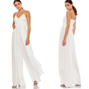 NWOT Mac Duggal Flowy Faux Wrap white belted Jumpsuit sz M